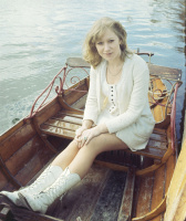 Хелен Миррен (Helen Mirren) 1975 unknown photoshoot (3xHQ) Bx8xgw6Z