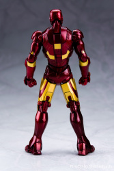 The Avengers (S.H. Figuarts) - Page 4 YqEf6LhE